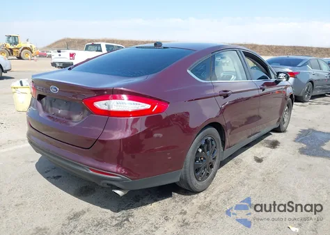 2013 Ford Fusion S z USA, uszkodzony, nr VIN 3FA6P0G79DR215736